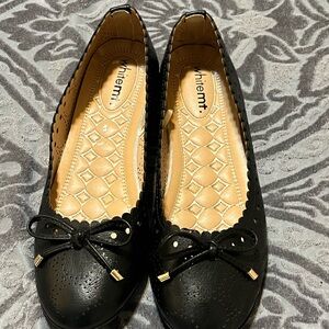 Black Textured Leather Dress Shoes with Bow Detail